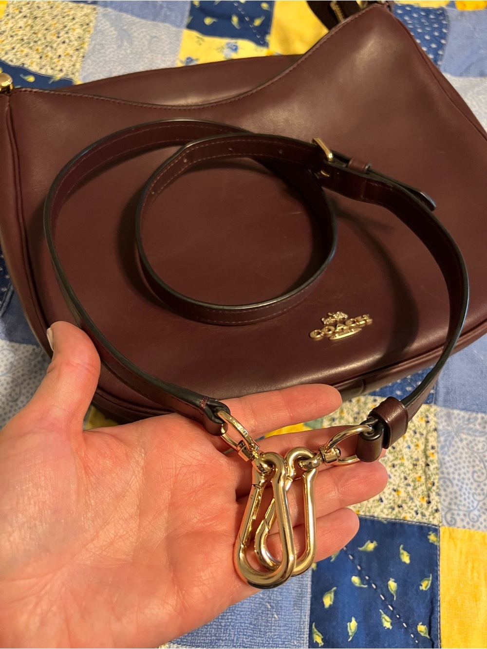 Coach Deep Burgundy Leather Hobo with Gold Hardware - Picture 9 of 14